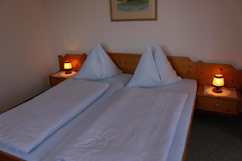 Appartement Gastehaus Sapetschnig à Faak am See Extérieur photo