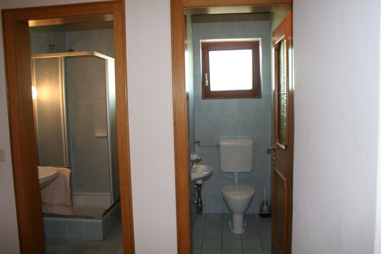 Appartement Gastehaus Sapetschnig à Faak am See Extérieur photo